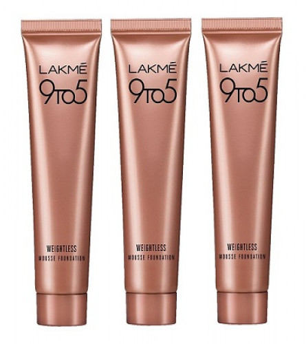 Lakmé 9 To 5 Weightless Mousse Foundation, Rose Ivory