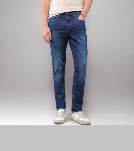 U. S. Polo ASSN. Men Jeans (size 32)
