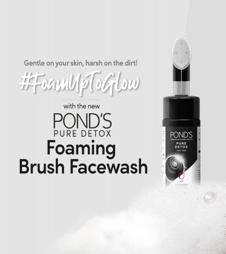 Pond's Pure Detox Foaming Brush Face wash for Clear Glow, Gentle Exfoliation