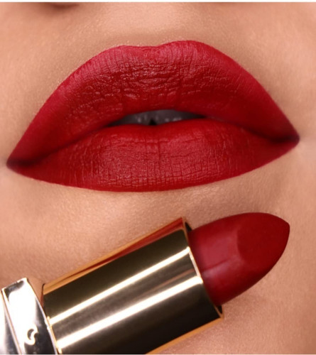 Iba Long Stay Matte Lipstick Shade M21 Urban Red