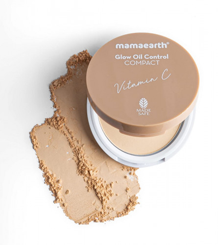 Mamaearth Glow Oil Control Compact Powder Crème Glow