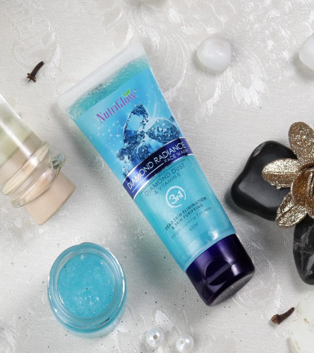 NutriGlow Diamond Radiance Face Wash Fresh Feel With Vitamin E
