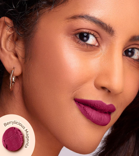 Mamaearth Moisture Matte Longstay Lipstick Berrylicious Magenta - 2 G