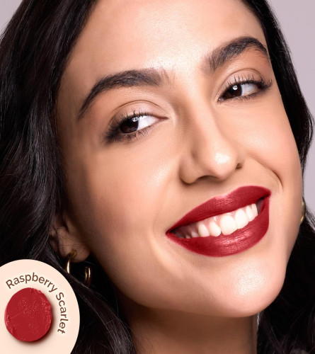 Mamaearth Moisture Matte Long stay Lipstick Raspberry Scarlet - 2 G